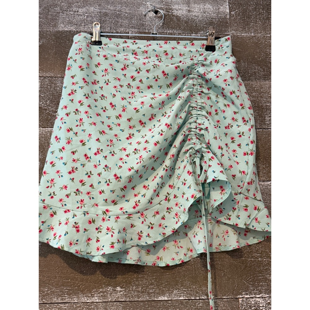 Revamped Floral Ruched Mini Skirt Women Small Mint Green